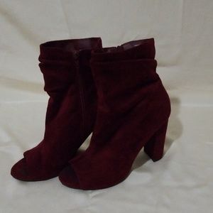 🌸Maroon Velvet 5in Heels